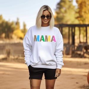 Leopard and Rainbow Mama Sweatshirt | Unisex Heavy Blend™ Crewneck Sweatshirt