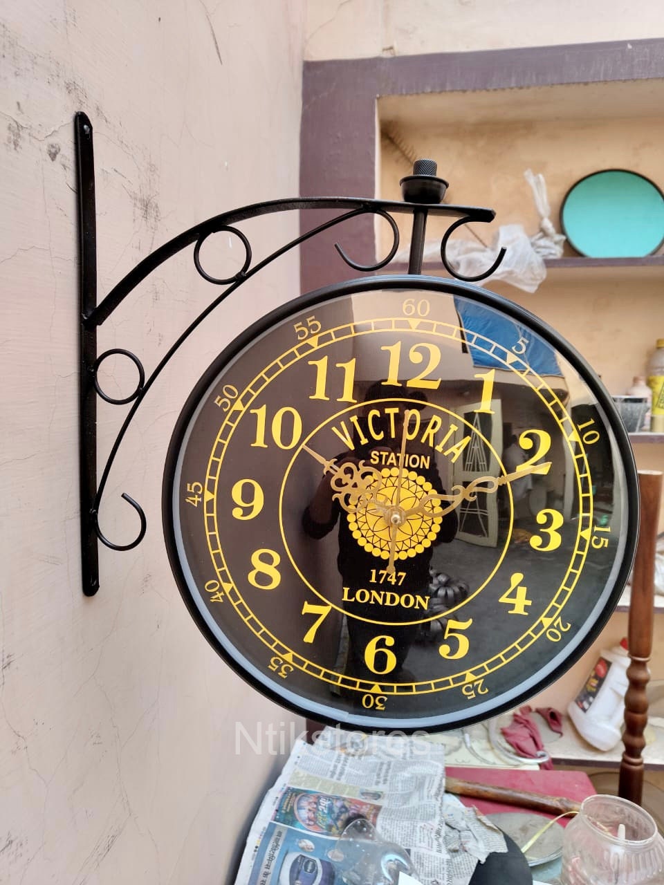 Railway Clock Wall Clock Home & Office Decor Victoria 1747 London Wall