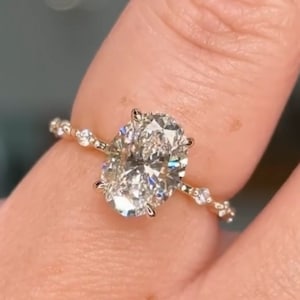 Oval Diamant Moissanite Ring mit Heiligenschein und Ewigkeit Verlobungsring für sie, ovaler Diamantring, einzigartiges Braut Set Ring Versprechensring 258