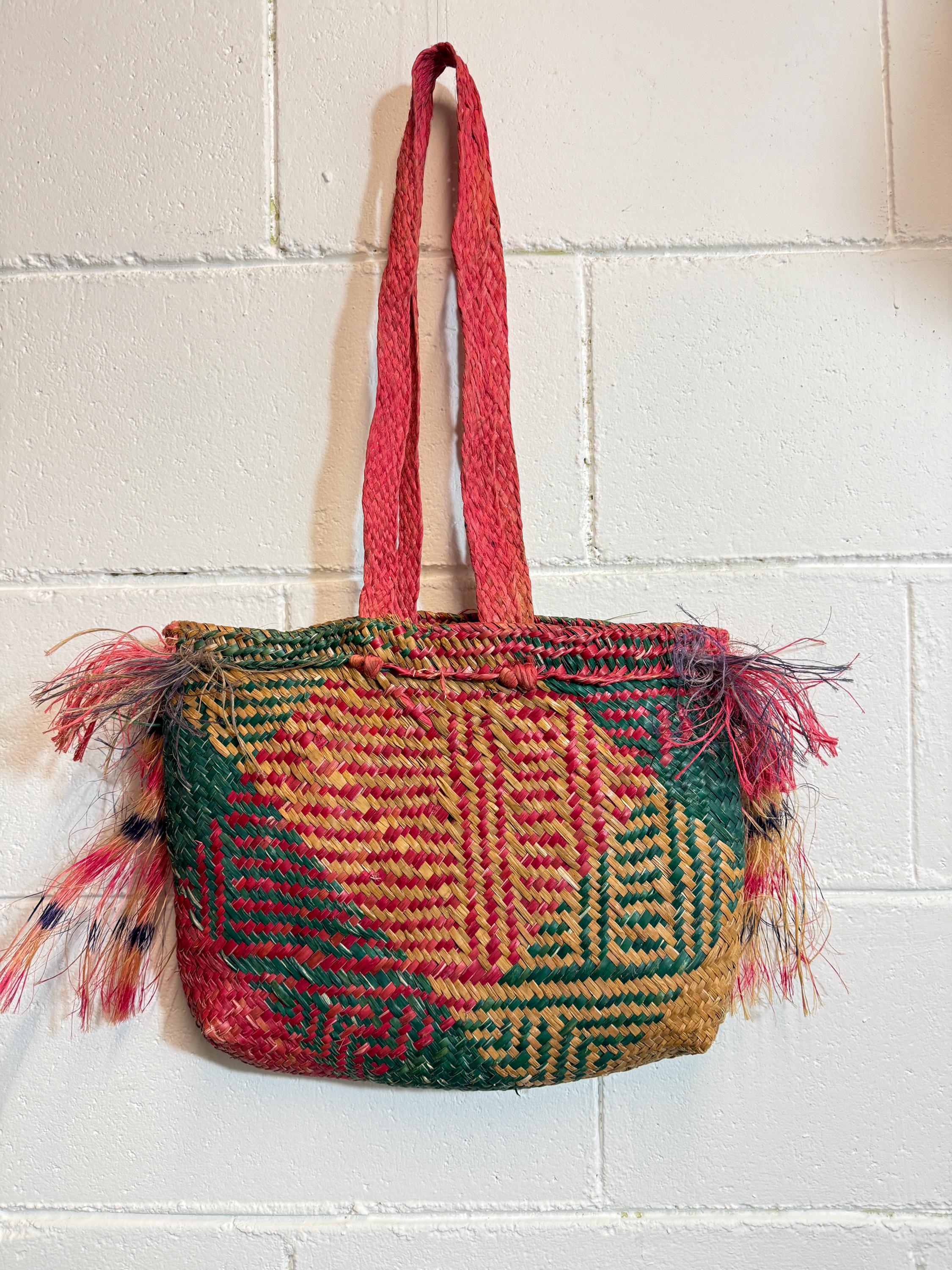 手編みラフィアバスケットトートバッグ｜パプアニューギニアの民芸品