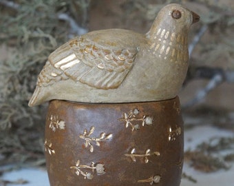 Jar for tea and spices bird in the nest. Salt shaker. Sugar bowl. Set of kitchen jars in vintage style