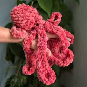 Nautilus il polpo / Creatura marina realistica senza cuciture / Schema all'uncinetto per amigurumi / Download digitale in PDF