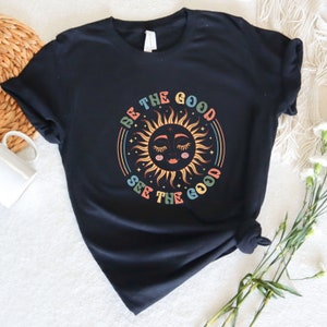 Camicia Eclissi solare, Camicia mistica da donna, T-shirt con carta dei Tarocchi, Camicia Sole e Luna, Camicia celeste Luna, T-shirt Addio al nubilato, Camicia mistica