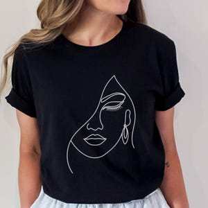 Unisex Line Art T-shirt, Minimalist Face Sketch, Aesthetic Clothing,Abstract Woman Portrait,Essential Tshirt, One Line Female Drawing Shirt