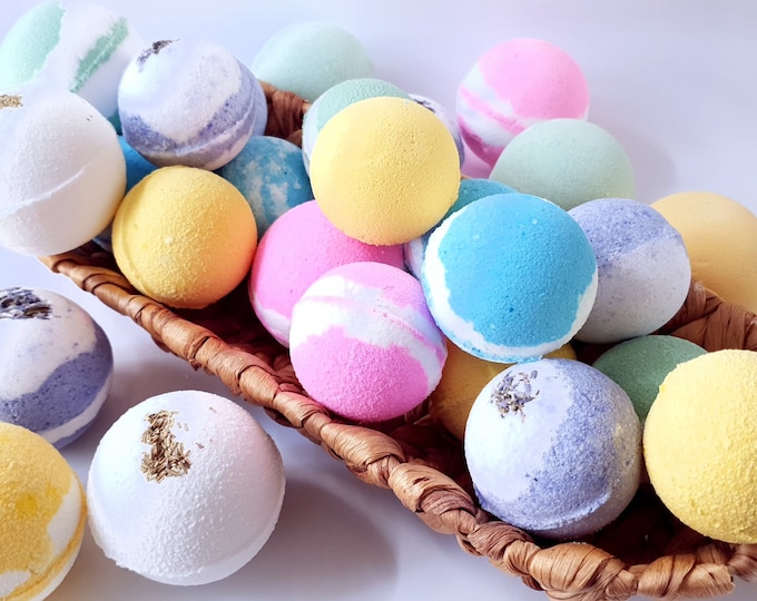 Set of 4 Handmade Bath Bombs Medium Size | All Natural with essential oils | over 70g each
