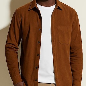 Chemise en daim marron pour homme, véritable cuir d'agneau souple, chemise élégante TRUCKER | Tenue de soirée d'hiver Veste en daim COWBOY | Chemise cadeau célébrité pour lui