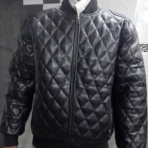 Czarna pikowana skórzana kurtka typu bomber dla mężczyzn | Ręcznie robiona męska czarna pikowana kurtka skórzana typu BOMBER Diamond | Kurtka skórzana typu puffer