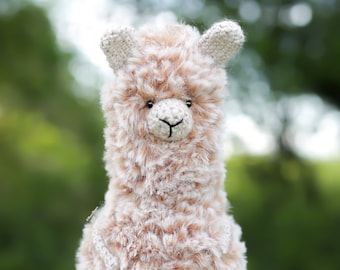 Crochet Amigurumi PATTERN: Lara the Fluffy Llama, English PDF