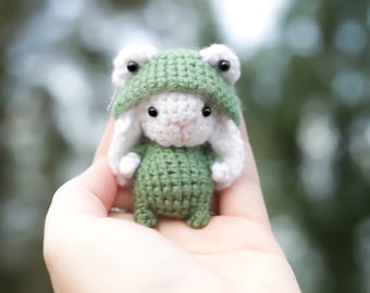 Crochet Amigurumi PATTERN: Hopper the Rabbit in a Frog Onesie, English PDF