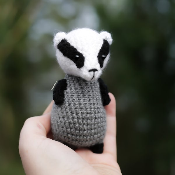 Crochet Amigurumi PATTERN: Meko the Badger, English PDF