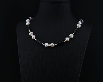 Elegant Fusion of Irregular Pearls and Black Onyx Necklace - 2024 Mother's Day Gift