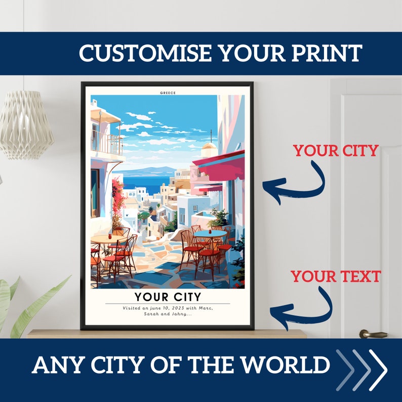 Pu&ograve; includere: Un poster stampabile con un'illustrazione colorata di una citt&agrave; con edifici, una strada acciottolata e un cielo blu. Il testo "YOUR CITY" &egrave; in fondo al poster, insieme al testo "Visited on June 10, 2023 with Mate, Sarah and Jahny..."
