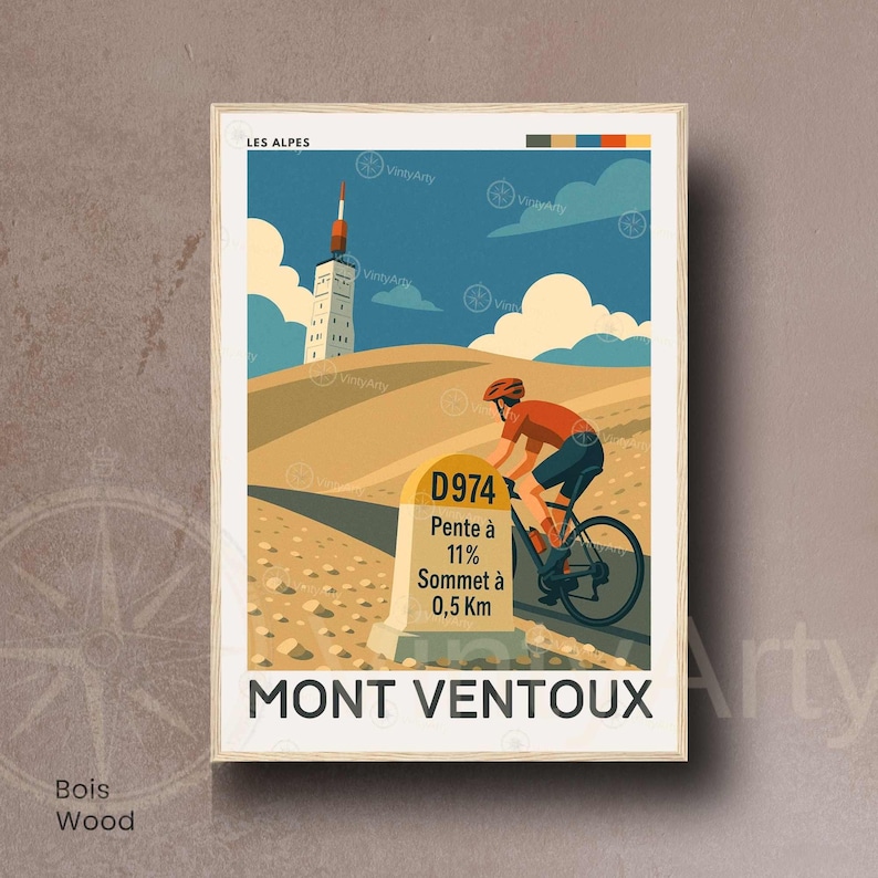 K&ouml;nnte beinhalten: Ein gerahmter Kunstdruck mit einem Radfahrer, der den Mont Ventoux hinauff&auml;hrt. Das Kunstwerk im Stil eines Vintage-Reiseposters zeigt einen Radfahrer auf einem Rennrad, einen Turm und den Text "MONT VENTOUX". Der Druck enth&auml;lt den Text "LES ALPES" und "D974 Pente &agrave; 11% Sommet &agrave; 0,5 Km".