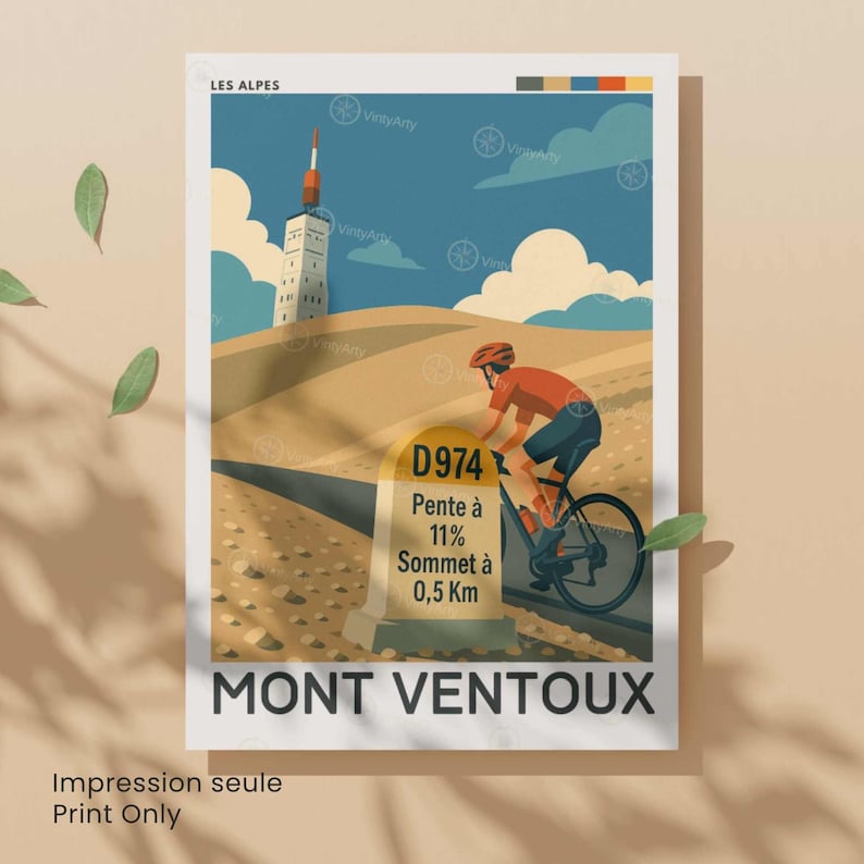 K&ouml;nnte beinhalten: Ein Poster im Vintage-Stil mit einem Radfahrer auf dem Mont Ventoux. Das Kunstwerk zeigt einen Radfahrer in Rot und Blau auf einer Stra&szlig;e, mit einem Schild, das eine Steigung von 11 % und 0,5 km bis zum Gipfel anzeigt. Das Poster enth&auml;lt den Text "MONT VENTOUX".