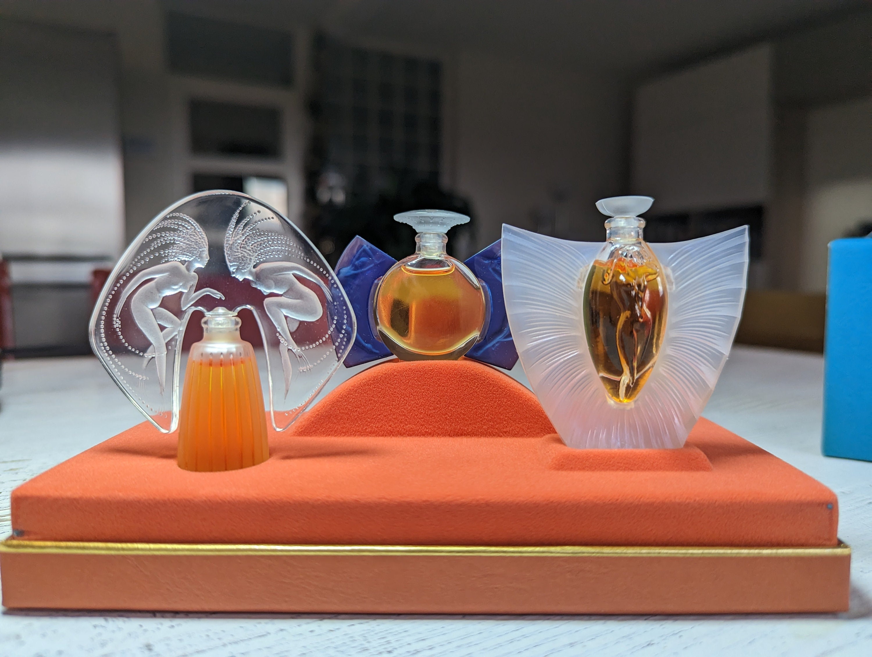 Lalique Les Introuvables, the Ultimate Collection, 3 Parfumminiaturen, Parijs 1998 / 1999 / 2000, 3x 4,5 Ml, Met Doos, Verzamelaars Opgelet - Etsy Lalique Les Introuvables, the Ultimate Collection, 3 Parfumminiaturen, Parijs 1998 / 1999 / 2000, 3x 4,5 Ml, Met Doos, Verzamelaars Opgelet - Etsy
