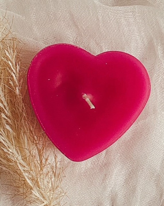 Large Unscented Floating Heart Candle - 25+ Color Choices – Colors on Fire  Candle Company