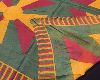 Sciarpa di seta curda rossa, verde e gialla, scialle etnico tradizionale per Newroz