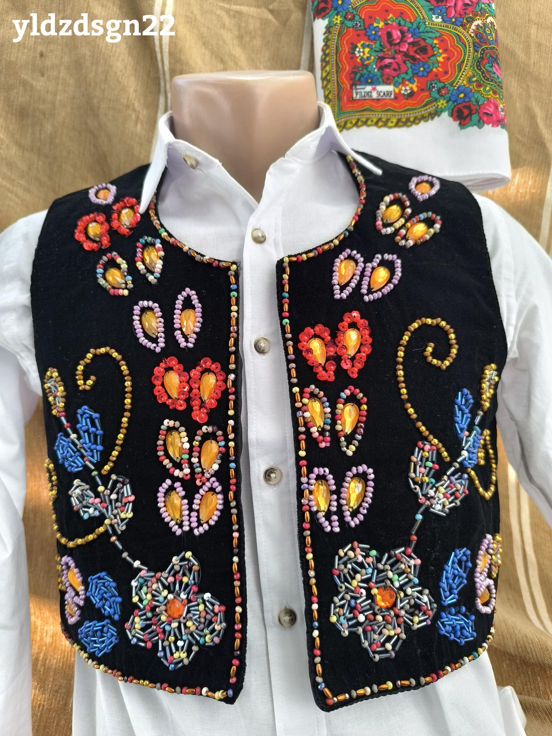 ベスト ジレ BEADS EMBROIDERY VEST レディース Handmade Velvet Vest, Beaded-sequin Floral Embroidered