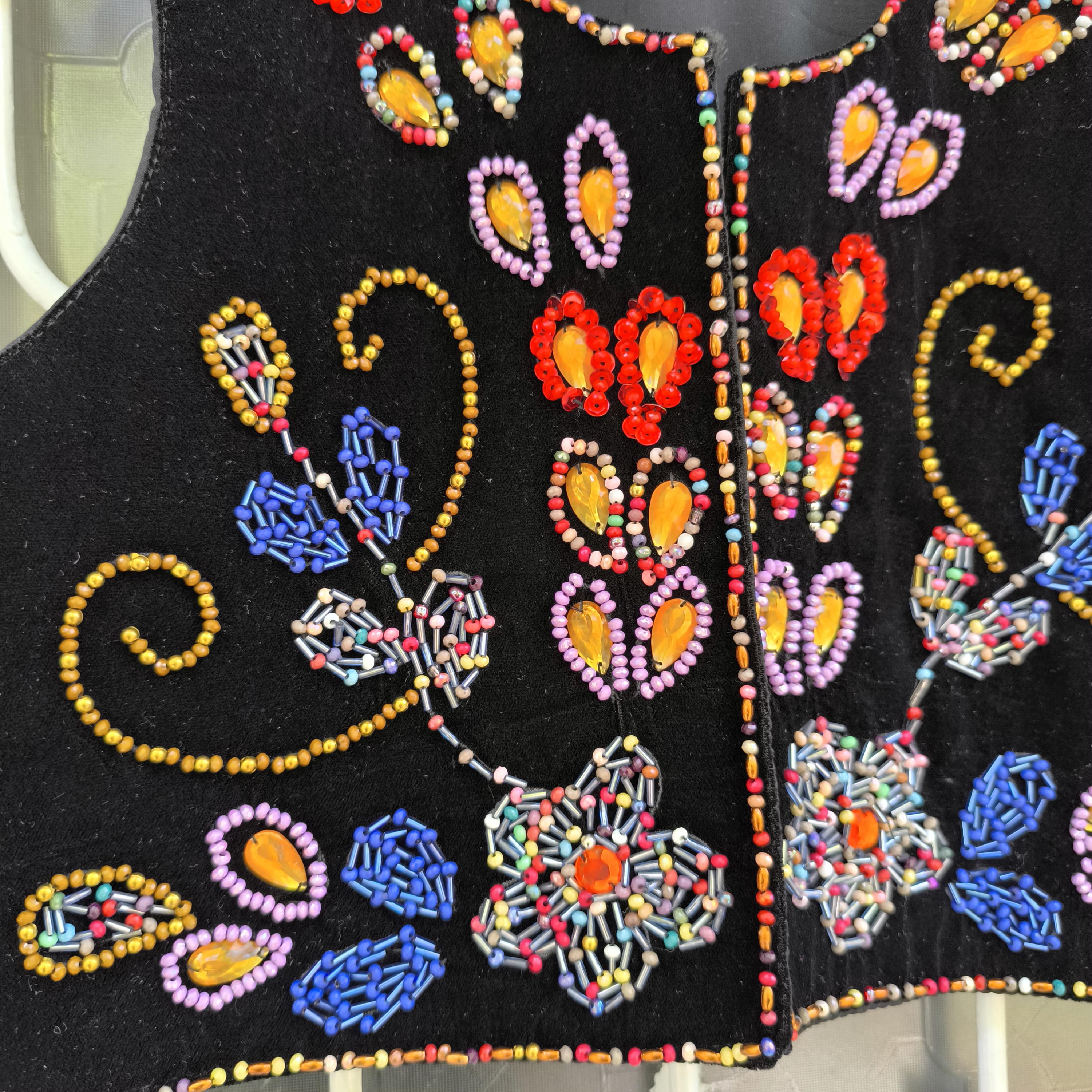 ベスト ジレ BEADS EMBROIDERY VEST レディース Handmade Velvet Vest, Beaded-sequin Floral Embroidered Black