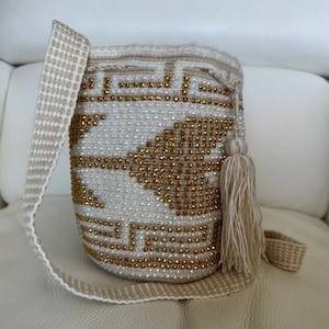 WAYUU mochila Umhängetasche, Strass besetzt - Kolumbianische WAYUU handgehäkelte Baumwolle