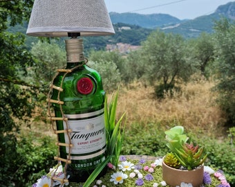 Lampe avec bouteille de TANQUERAY