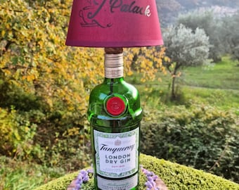 Lampada con bottiglia di TANQUERAY