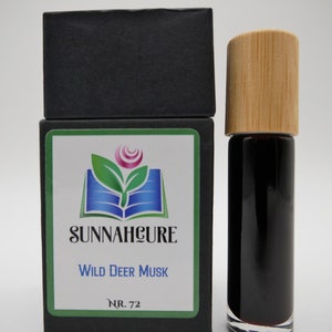 Wild Deer Musk, High Grade, perfume oil, with Gift Box and wooden cap, 10 ml, synthetic.