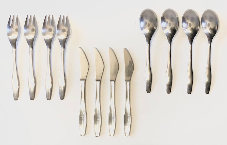 Set of Danish modernist DANA no. 58 cutlery in stainless steel design by Aage Helbig Hansen image 3