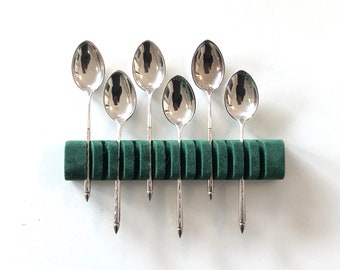 Set of six Danish exclusive silver coffee spoons designed by W & S Sørensen with elegant pattern