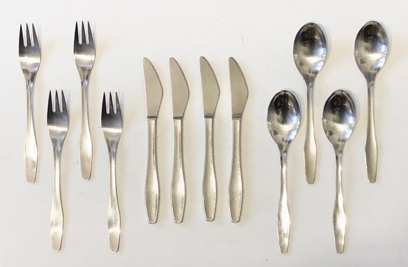 Set of Danish modernist DANA no. 58 cutlery in stainless steel design by Aage Helbig Hansen image 1