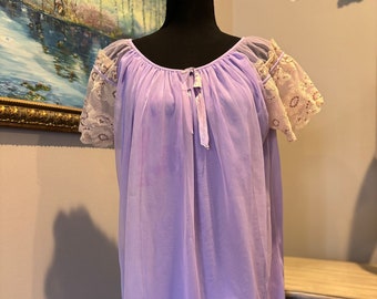 Lavender Lingerie Dream! Dreamy Vintage Gown!