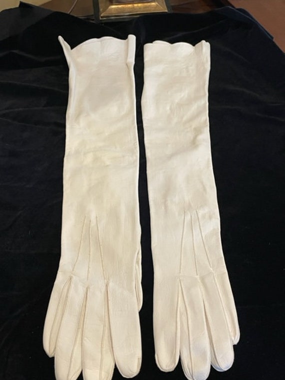 Ladies Off White Leather Opera Length Gloves