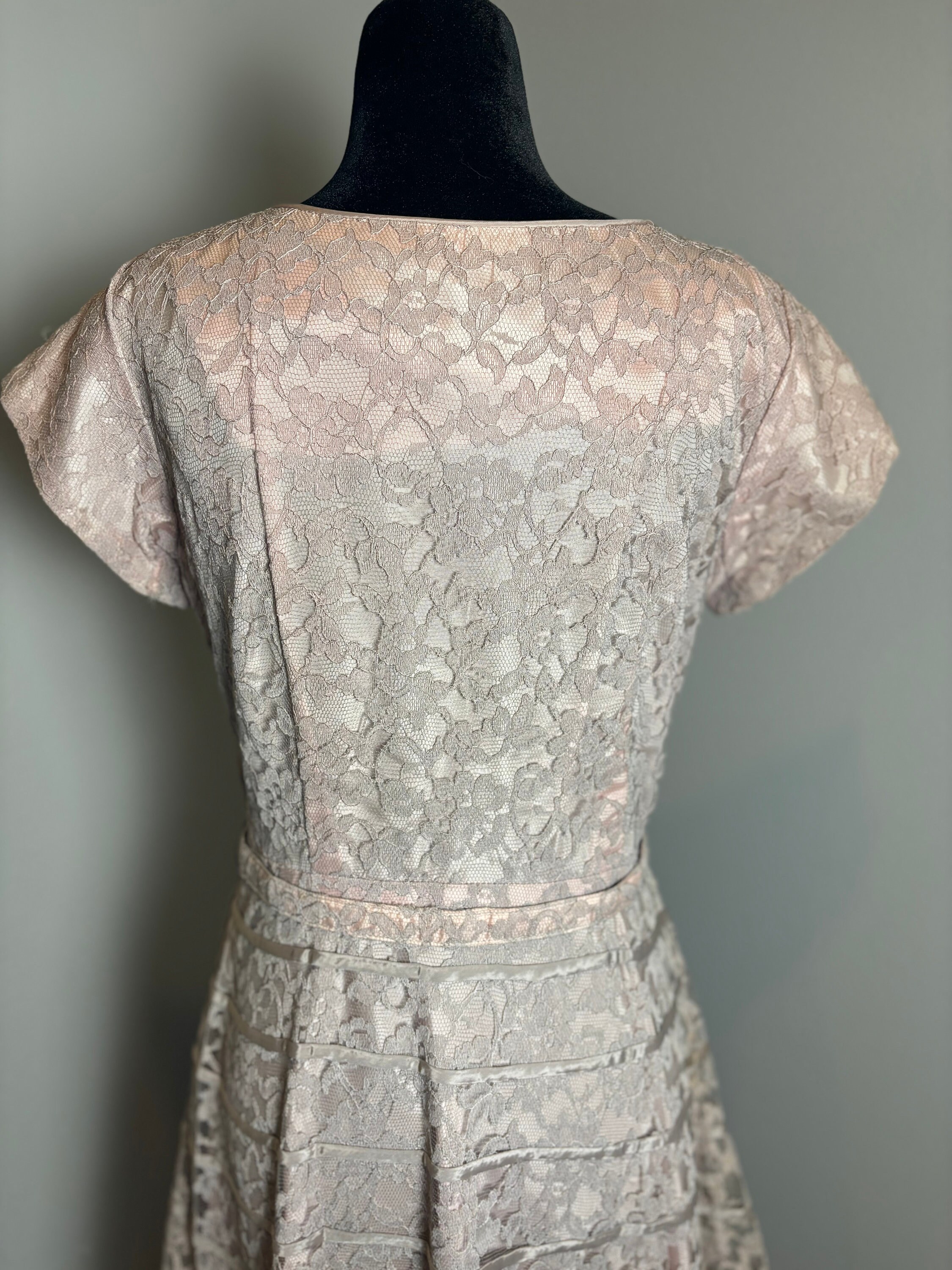 Vintage Gold Satin Lace Beaded Sheath Cocktail Dress Short Formal Graduation Homecoming Dress Y9231