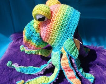 Gorro de polvo Kraken de crochê, peça de fantasia para festival, sorvete de arco-íris com tentáculos roxos