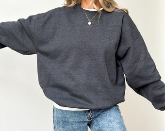 Blank Gildan Sweatshirt, Crewneck Sweatshirt, Heavy Blend Blank Sweatshirt, Blank Unisex Sweatshirt, Gildan 18000, Plain Gildan Sweatshirt