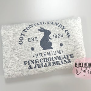 Sudadera bordada con conejito de Pascua, Cottontail Candy Co.