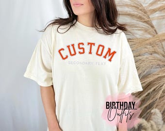 Camiseta universitária bordada personalizada – Camiseta Comfort Colors personalizada