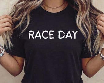 Renntag-Shirt: Rennsport-Shirt, Rennliebhaber-Shirt, Rennsaison-Shirt, Geschenke für Rennsportfrau oder -mann, Motocross-Shirt, Sportliebhaber-Shirt