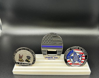 White Challenge Coin Holder for Desk - 5 Row Display