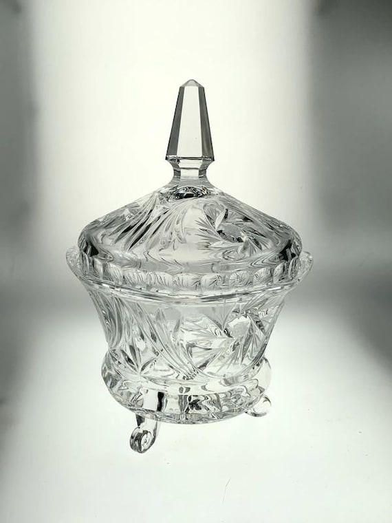 1938 Crystal Lidded Dish or Bowl on 3 Legs. Art Deco Crystal