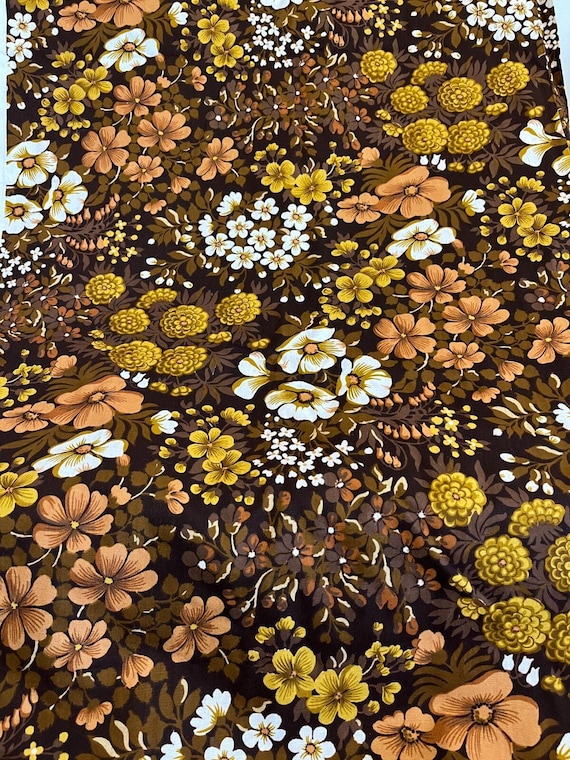 1960s Mid Century Fabric. Brown & Orange Floral Fabric. 240x320cm