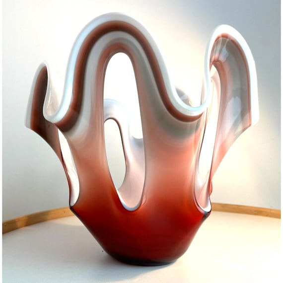 Vintage Jozefina Krosno Zorza Art Glass Vase – Red & White Sommerso 21.5cm