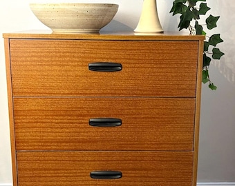 Vintage 4 Drawer Chest of Drawers by Homeworthy Mid Century Teak Effect 88cm