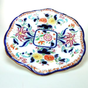 Antique Chinese Pattern Plate in Red, Blue, Yellow, Green and White. Decorative Collectors Plate
