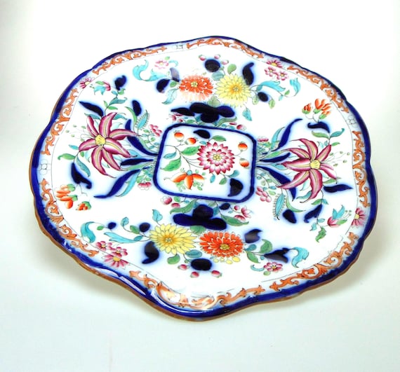 Antique Chinese Pattern Plate in Red, Blue, Yellow, Green and White. Decorative Collectors Plate