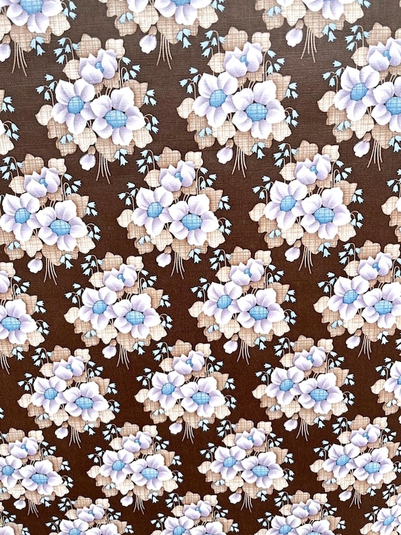 8 Vintage Crown Wallpaper L48117 in Brown & Blue/Lilac Floral Pattern 1970s-1980