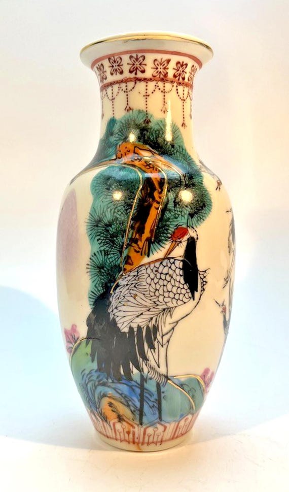 Vintage Chinese Urn Vase H20.5cm in Artistic Crane & Floral Scene Pattern VGC
