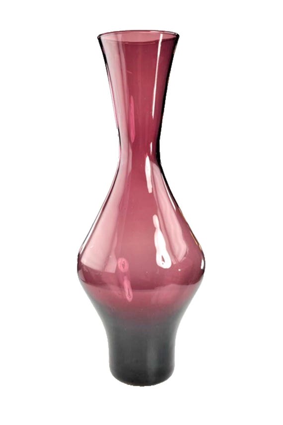 Vintage Amethyst Purple Glass Vase. Mid Century Hand Blown Glass Vase H: 24cm