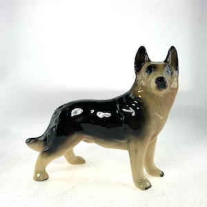 Mid Century German Shepherd Dog Figurine. Vintage Alsatian Dog Ornament. Mid Century Dog. Police Dog. Shepherd Dog