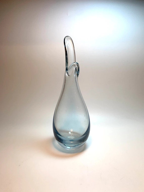 Duckling' Vase by Per Lütkin for Holmegaard, 1958 or 1969 on Base. Ice Blue Mid Century Vase